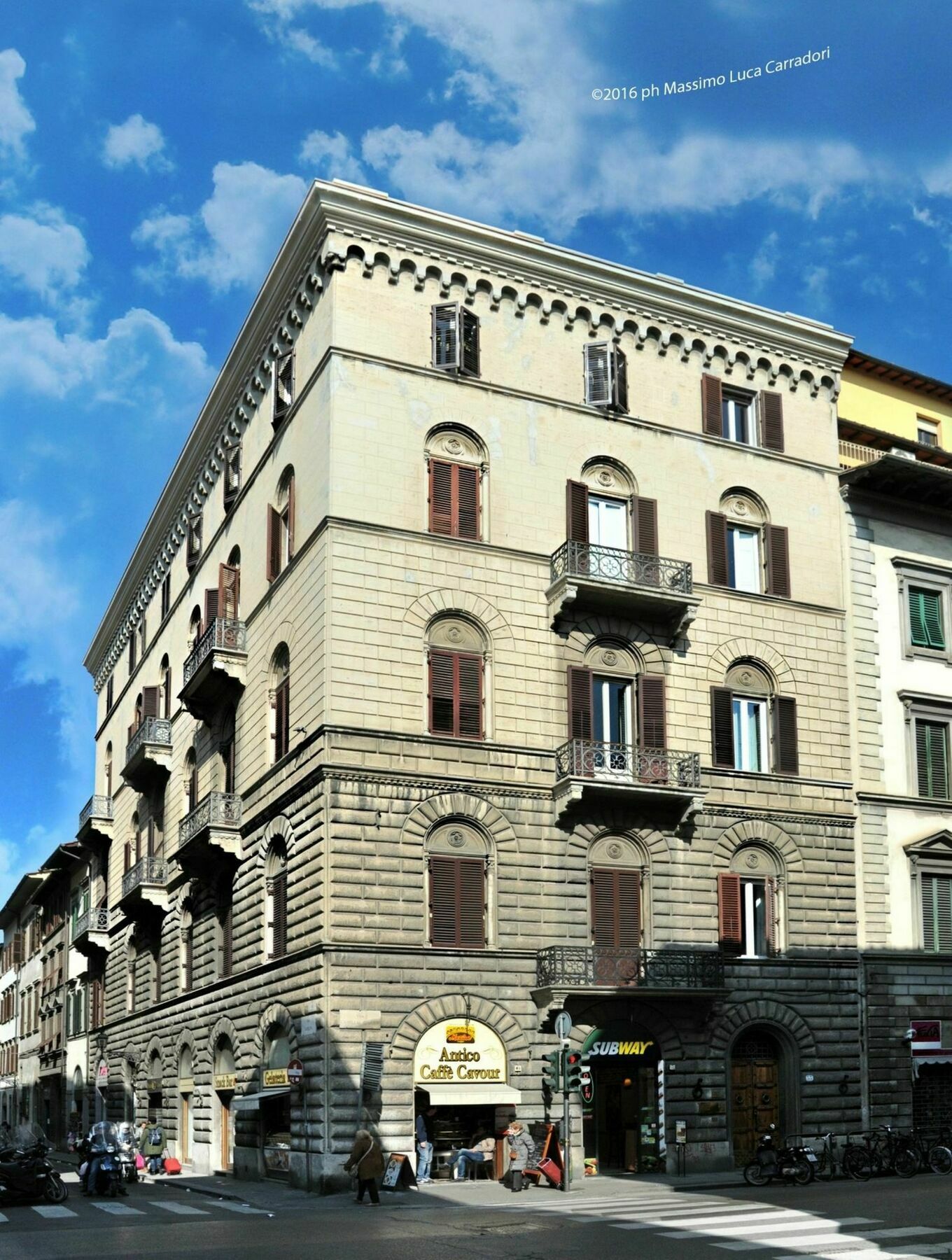 Charming Suite Cavour Heart Of Florence Exterior photo