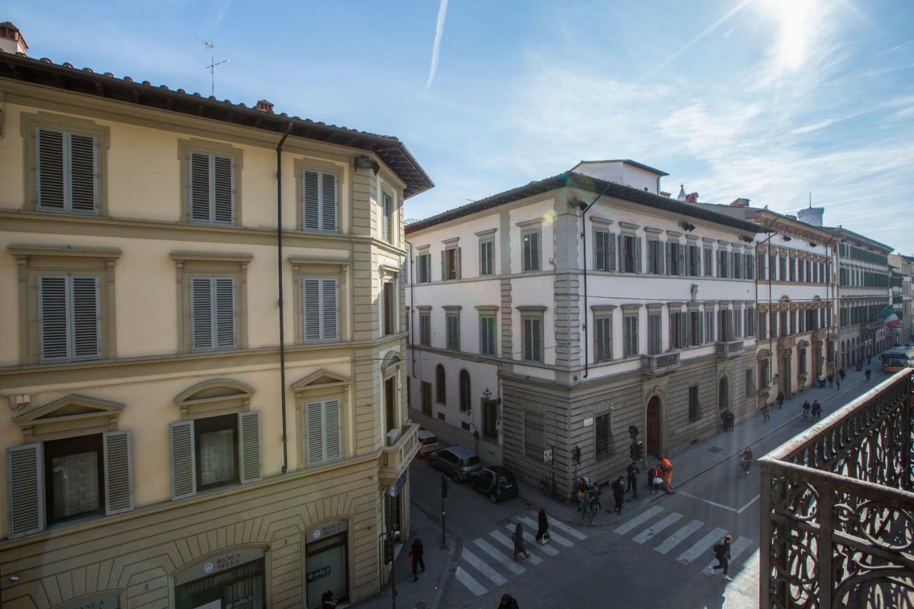 Charming Suite Cavour Heart Of Florence Exterior photo